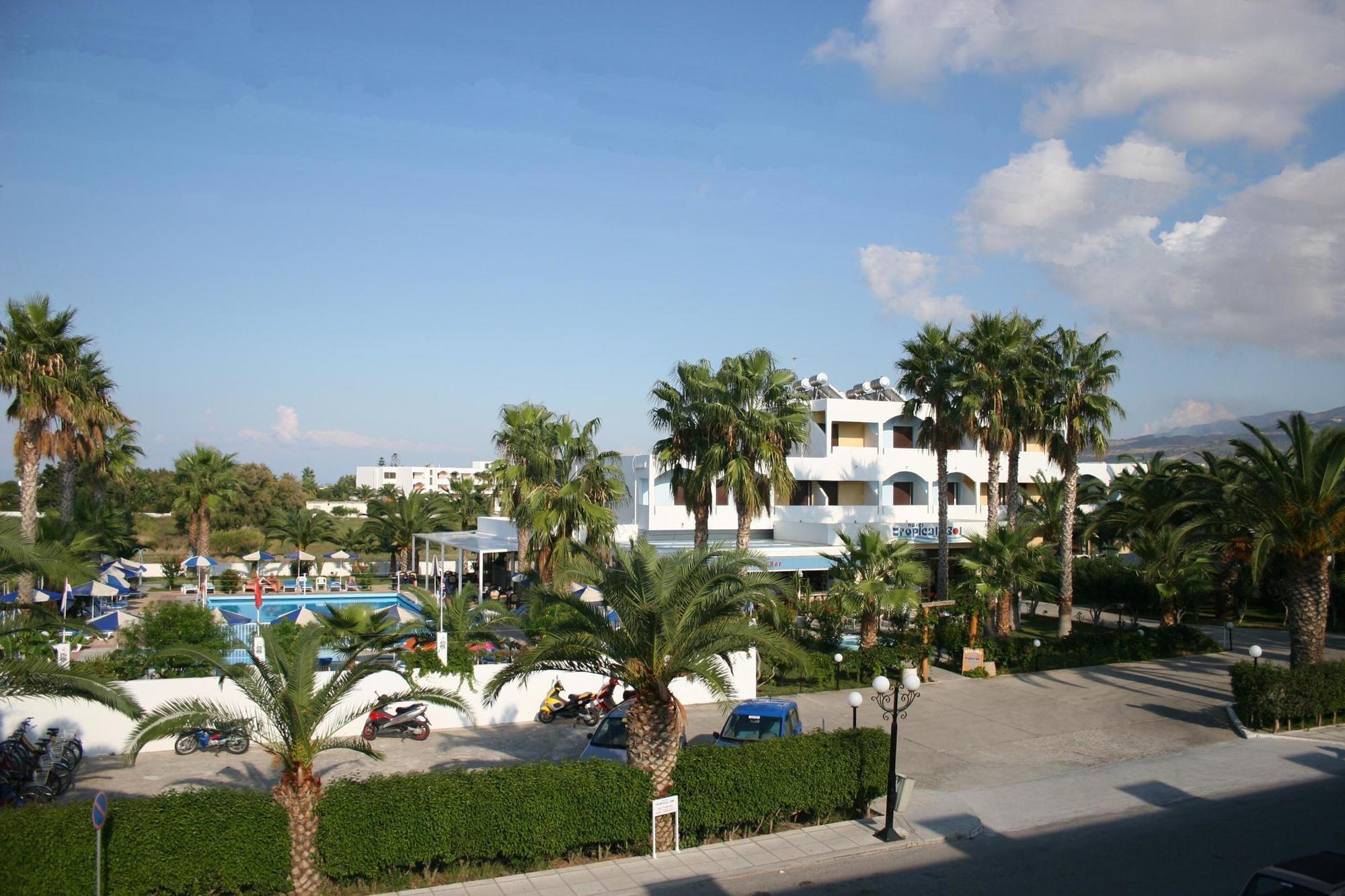 Tropical Sol Hotel 3*